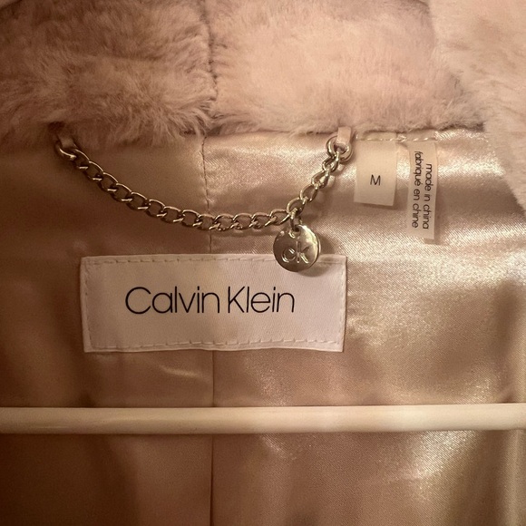 Calvin Klein - Faux Fur Coat, Women’s Medium. - Picture 2 of 5